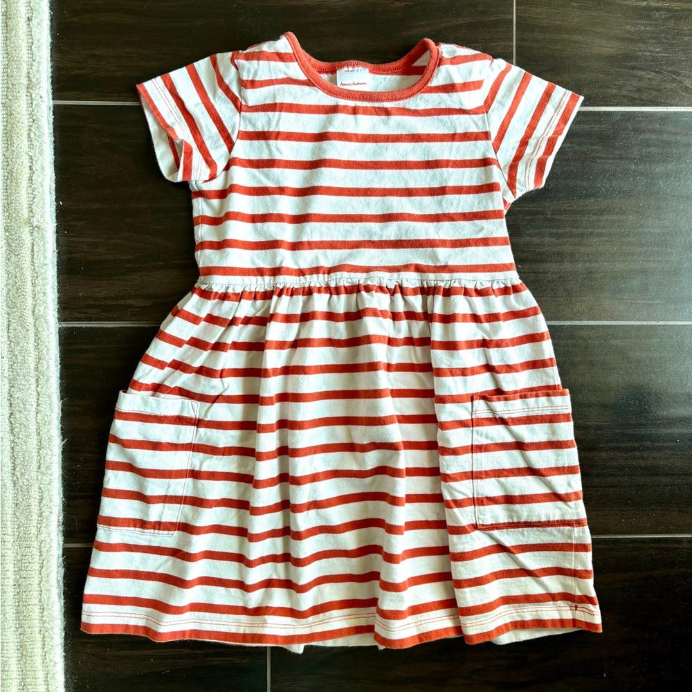 Hanna Andersson red-and-white striped pocket dress, Girls size 5 (110 cm…